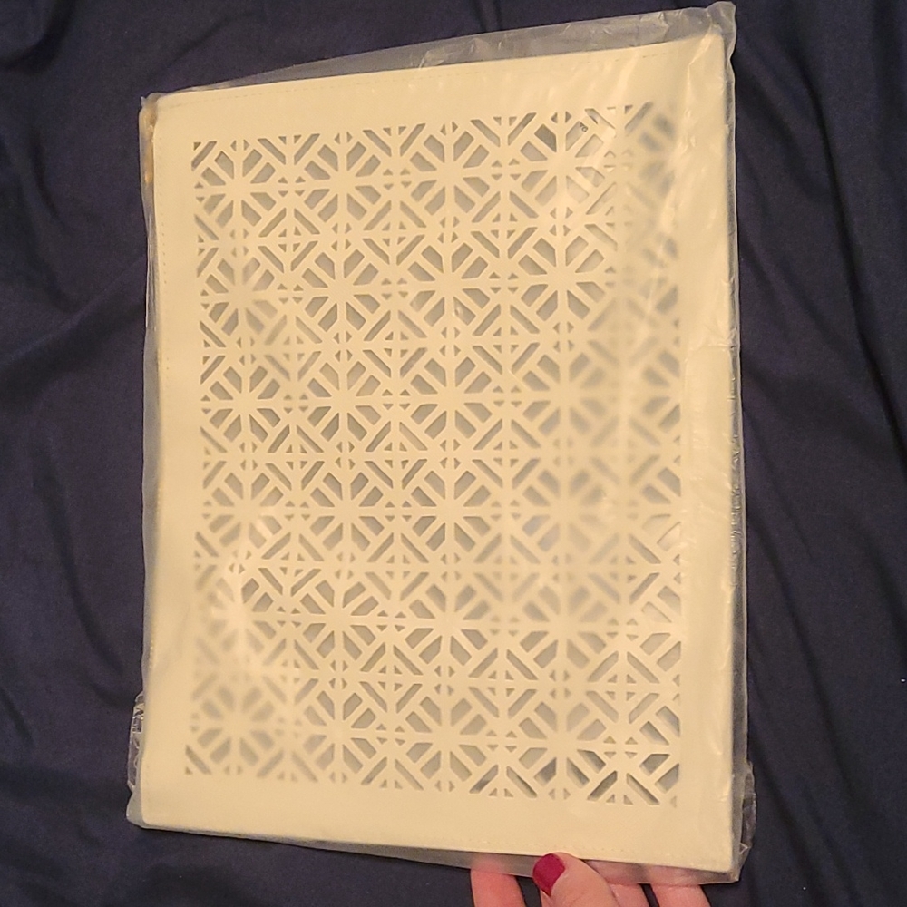 NWT Tory Burch Clutch 👝